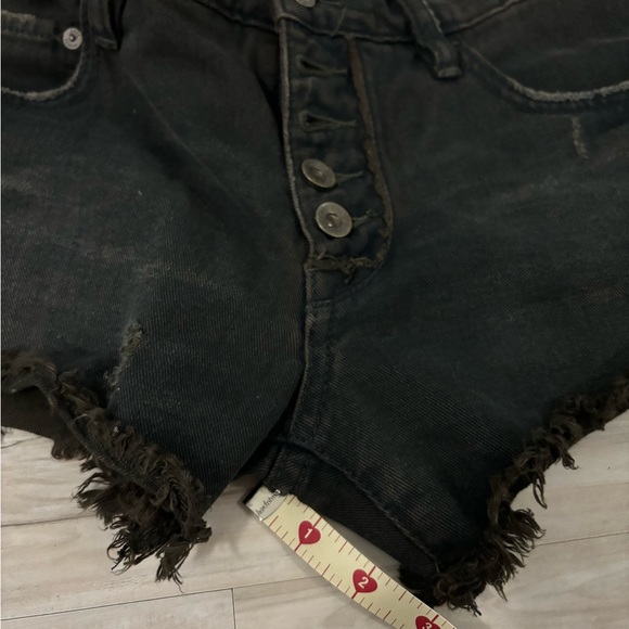 Free people distressed shorts - Picture 6 of 8
